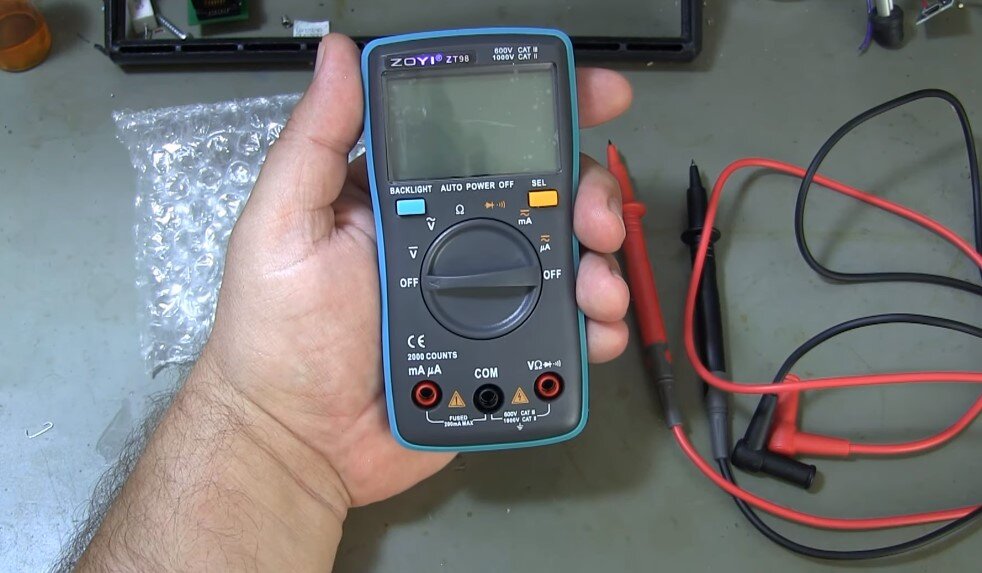 Цифровой мультиметр ZOYI ZT98  с автоматическим диапазоном измерений